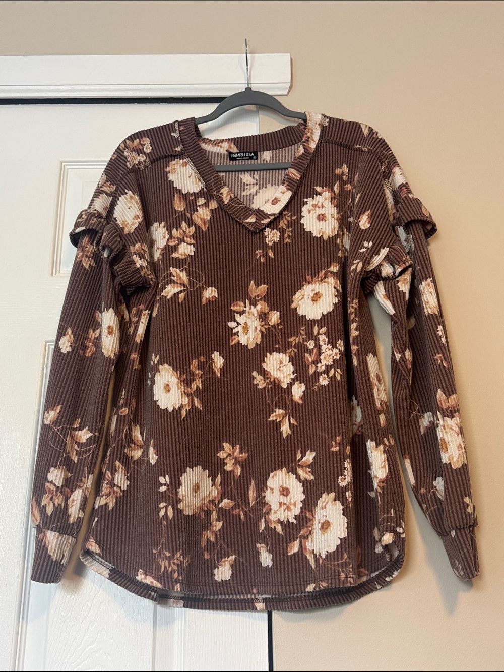 HEIMISH USA Chocolate Brown Floral V‑Neck Ruffle Long Sleeve Top